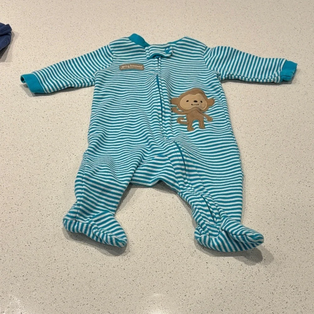 Carter’s 4 piece bundle, 0-3 months